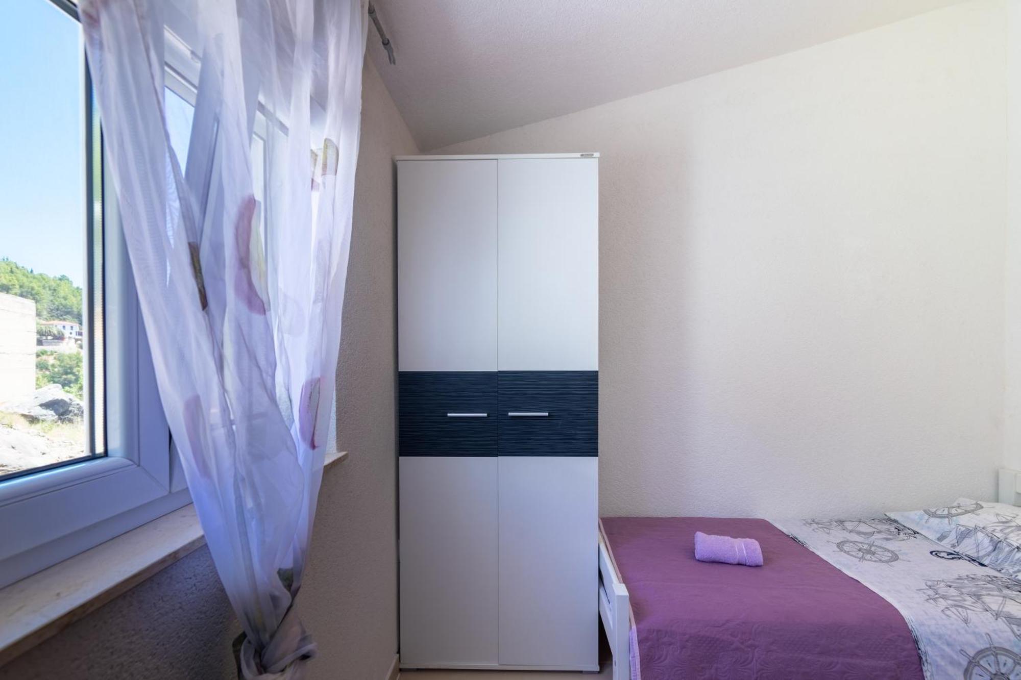 Seaside Secluded Apartments Cove Torac, Hvar - 575 Gdinj Phòng bức ảnh